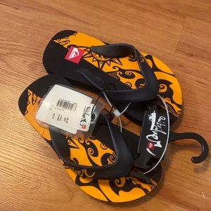 Brand new Boys Quicksilver flip flops size 11